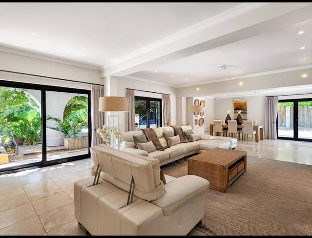 5 BEDROOM HOUSE FOR SALE IN HELGARDA ESTATE